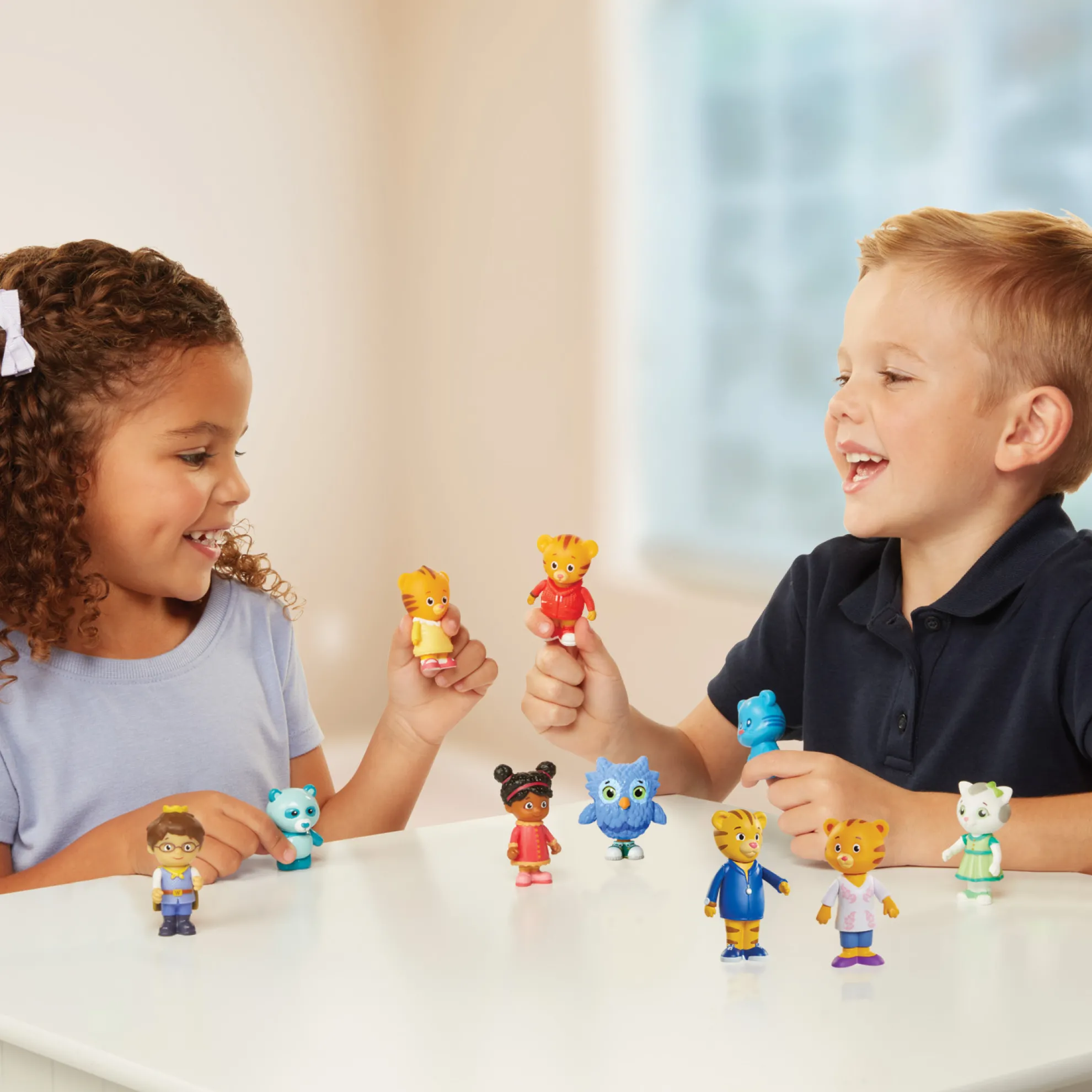 Friends & Family Figure Set